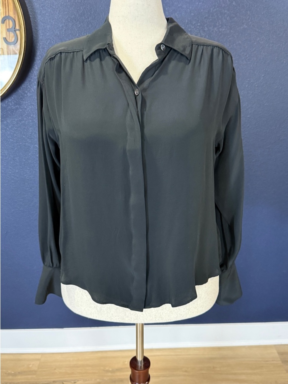 Madewell Black Lightweight Flowy Button Front Long Sleeve Blouse | Large